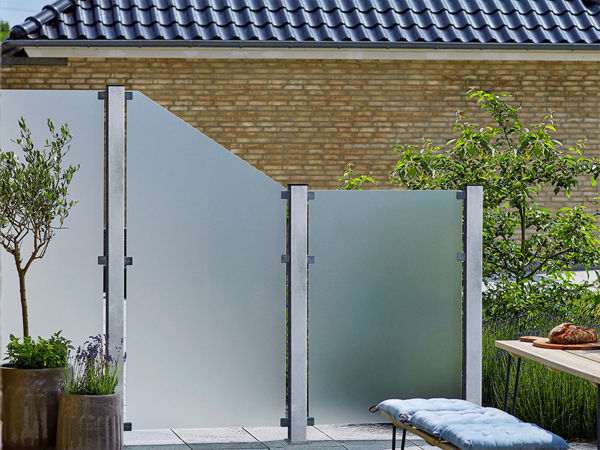 Plus Stahlpfosten quadratisch 8 x 8 x 236 cm bestellen :: Plus A/S