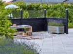 Plus Plank Gartentüre Fichte schwarz 100 x 125 cm traditioneller Windschutz am nordischen Garten / Terrasse