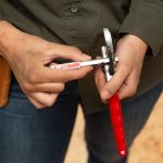 Felco 905 Wartungswerkzeug - Schleifwerkzeug in Aktion