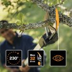 Fiskars PowerGear X Teleskop-Schneidgiraffe UP86 im einsatz am baum