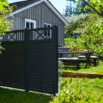 Plus Nostalgi Sichtschutzelement mit Rankspalier schwarz 180 x 180 cm im Freien in deinem Garten
