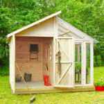 Plus Gerätehaus Gewächshaus mit Glasanbau 316 x 216 x 285 cm im Garten offen Ambiente