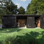 Plus Gartengebäude Nordic Multihaus zwei Doppeltore aussen 635 x 218 cm am Freigelände / Gartenbau / Scheune