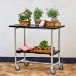Plus Urban rollbarer Picknick-Pflanztisch-Grilltisch Kiefer-Fichte schwarz 100 cm Ambiente Outdoor Servierwagen
