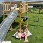Plus Play Spielturm mit grau-schwarzer Rutsche 350 x 132 x 200 cm Spass im Garten mit den Kindern
